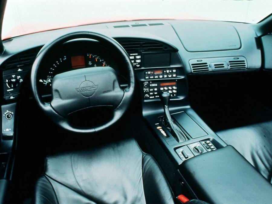  Chevrolet Corvette Convertible 1991 года  (фото 6 из 16)